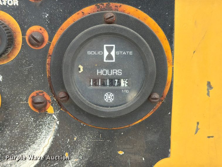 image for item EX4561 1995 Vermeer LM42 vibratory cable plow