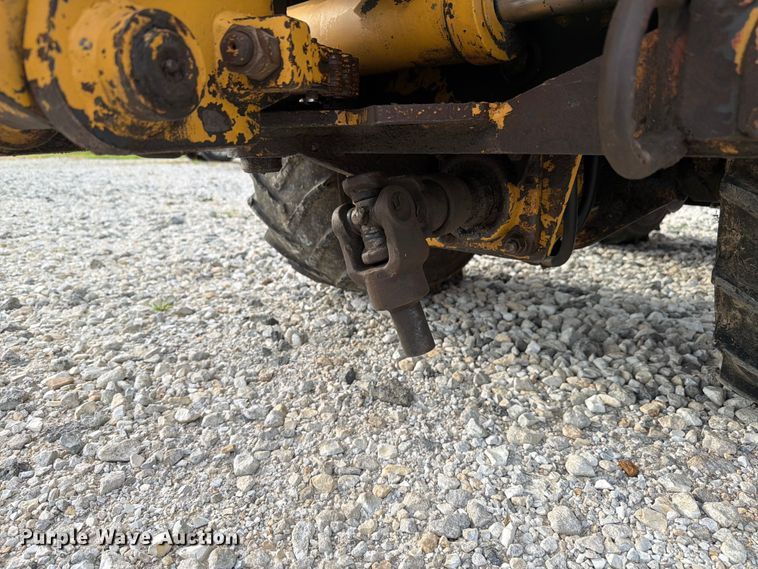 image for item EX4561 1995 Vermeer LM42 vibratory cable plow