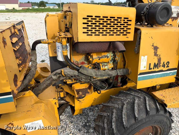 image for item EX4561 1995 Vermeer LM42 vibratory cable plow