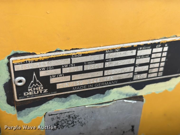 image for item EX4561 1995 Vermeer LM42 vibratory cable plow