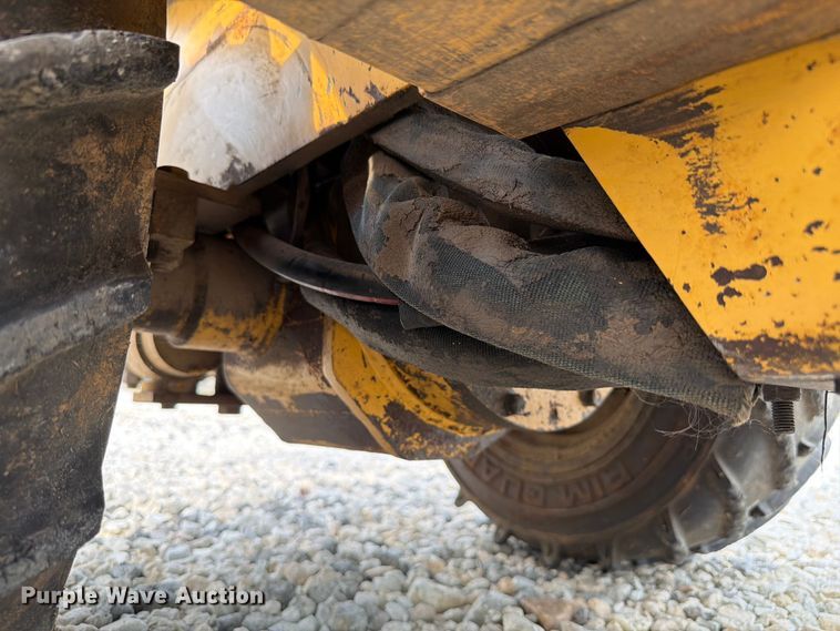 image for item EX4561 1995 Vermeer LM42 vibratory cable plow