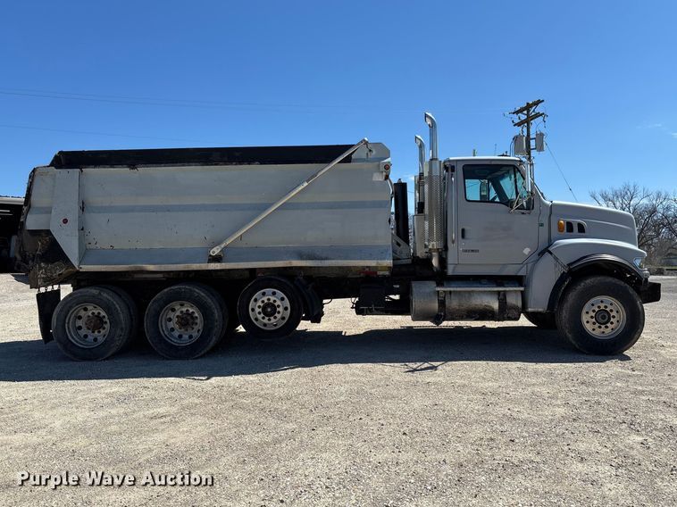 image for item FB3375 2007 Sterling L9500 dump truck