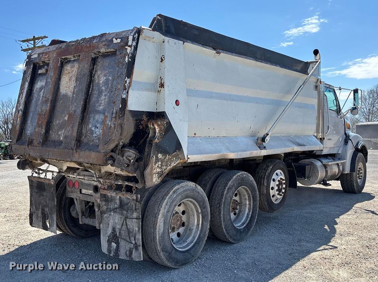 image for item FB3375 2007 Sterling L9500 dump truck