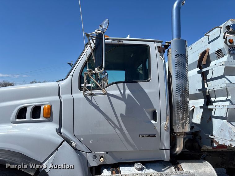 image for item FB3375 2007 Sterling L9500 dump truck