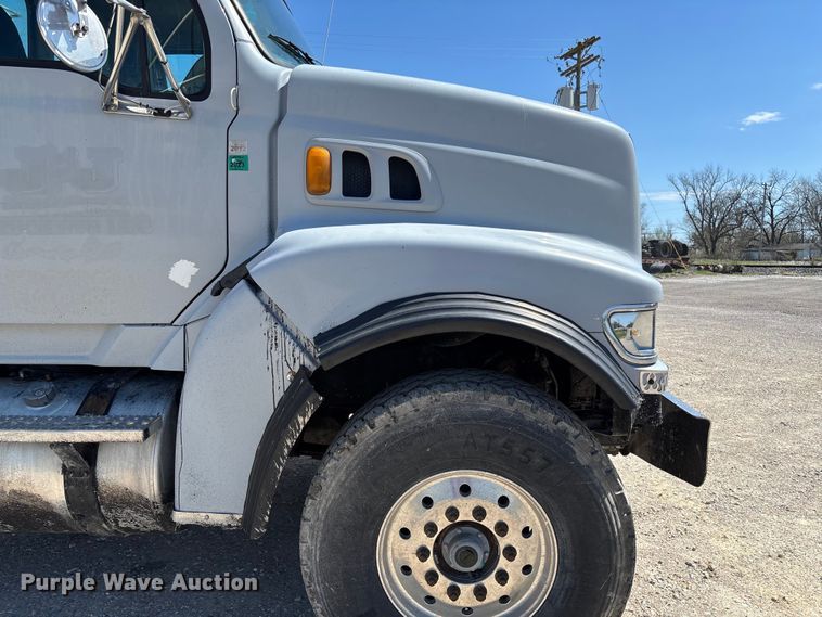 image for item FB3375 2007 Sterling L9500 dump truck