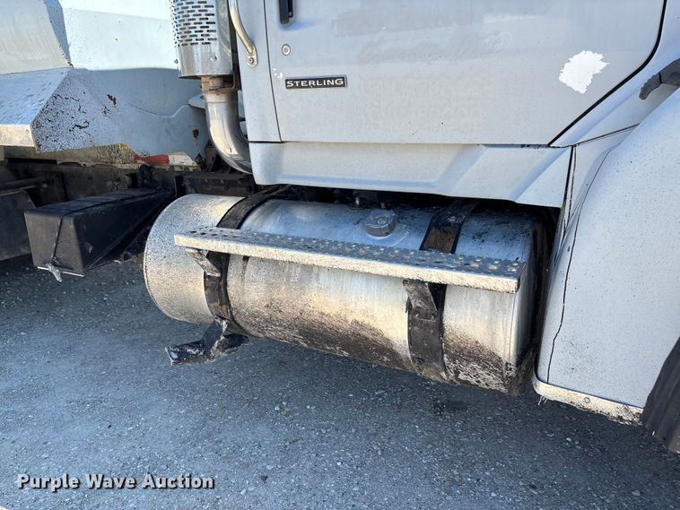 image for item FB3375 2007 Sterling L9500 dump truck