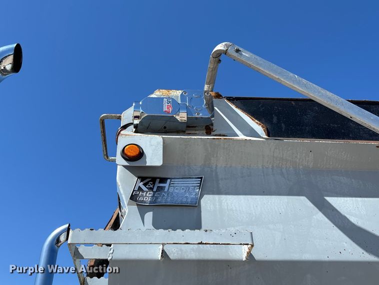 image for item FB3375 2007 Sterling L9500 dump truck
