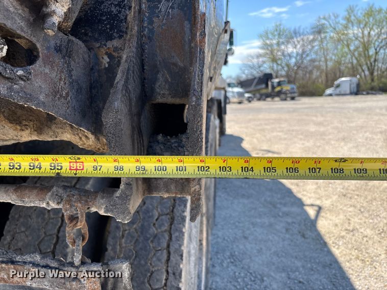 image for item FB3375 2007 Sterling L9500 dump truck