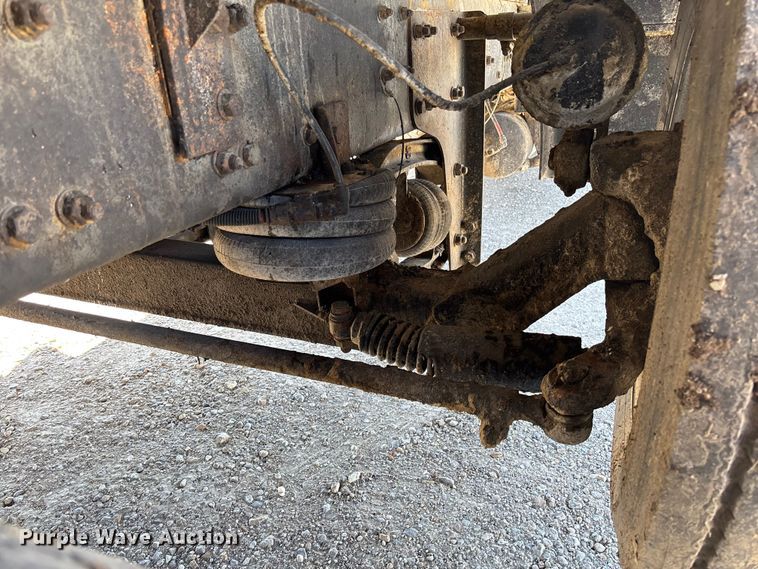 image for item FB3375 2007 Sterling L9500 dump truck