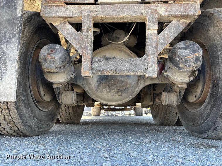 image for item FB3375 2007 Sterling L9500 dump truck