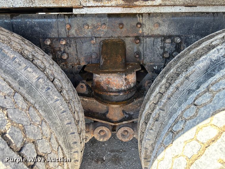 image for item FB3375 2007 Sterling L9500 dump truck