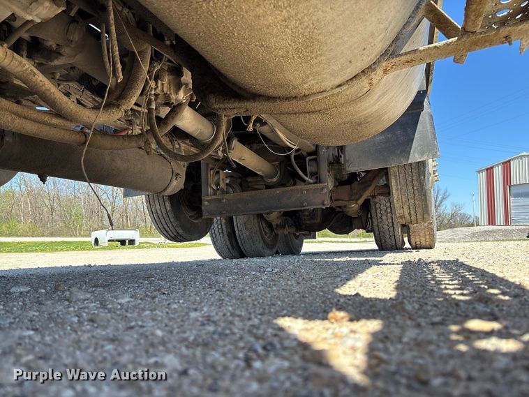 image for item FB3375 2007 Sterling L9500 dump truck