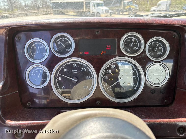 image for item FB3375 2007 Sterling L9500 dump truck