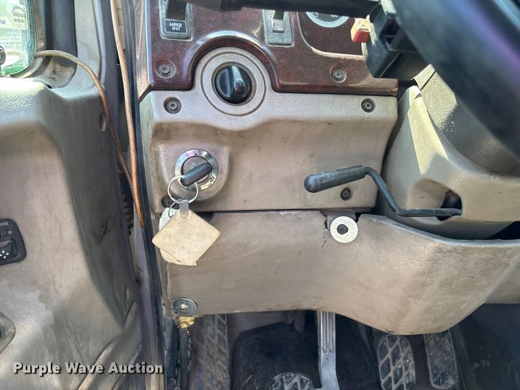 image for item FB3375 2007 Sterling L9500 dump truck