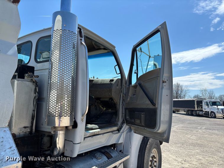 image for item FB3375 2007 Sterling L9500 dump truck