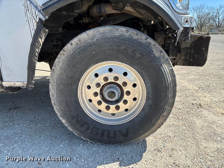 image for item FB3375 2007 Sterling L9500 dump truck