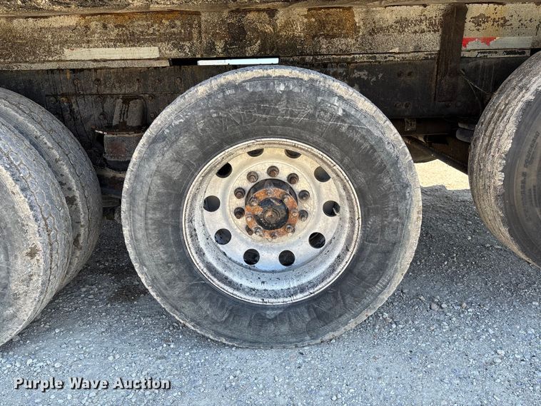 image for item FB3375 2007 Sterling L9500 dump truck