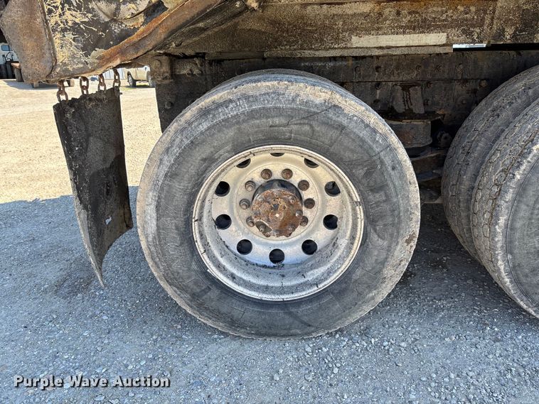image for item FB3375 2007 Sterling L9500 dump truck