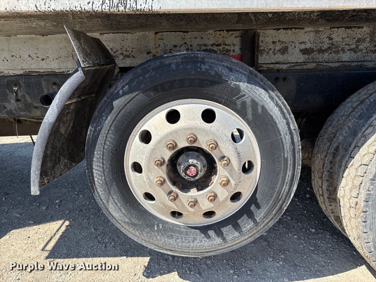image for item FB3375 2007 Sterling L9500 dump truck