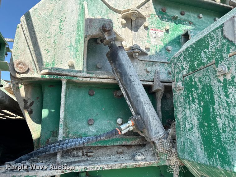 image for item FB5749 2016 McCloskey International 144R impact crusher