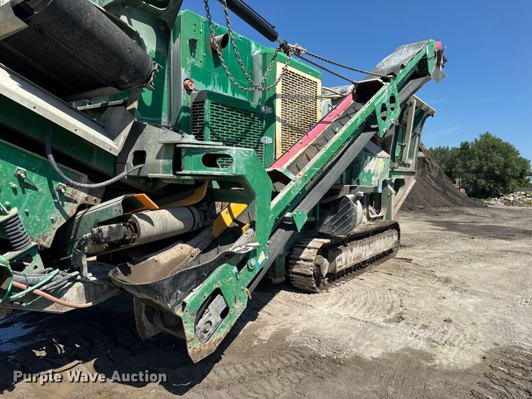image for item FB5749 2016 McCloskey International 144R impact crusher