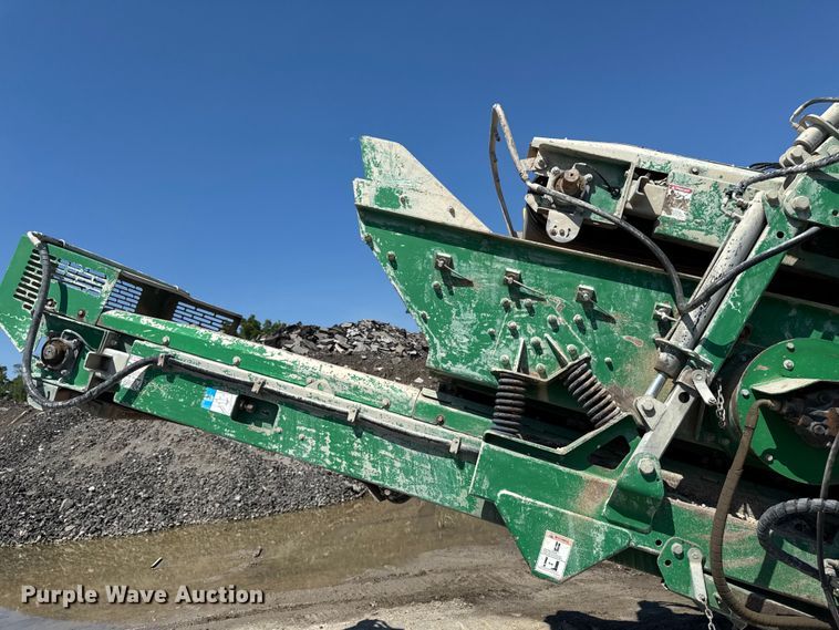 image for item FB5749 2016 McCloskey International 144R impact crusher