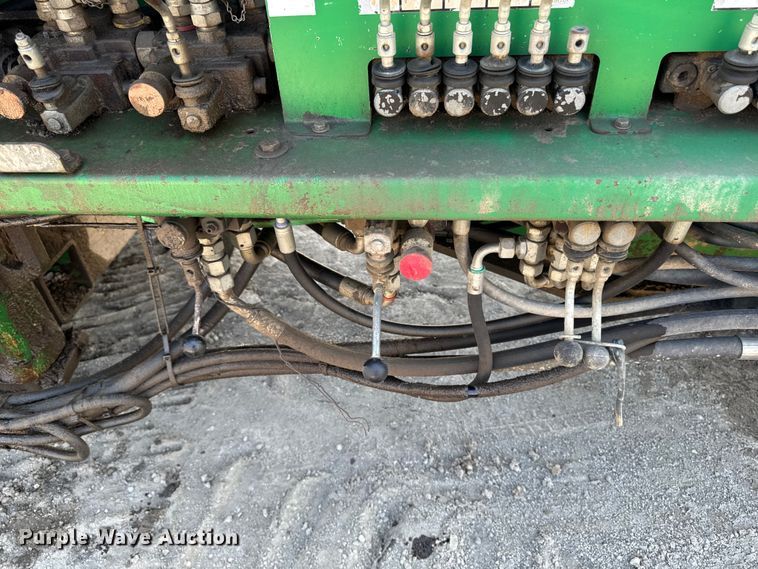 image for item FB5749 2016 McCloskey International 144R impact crusher