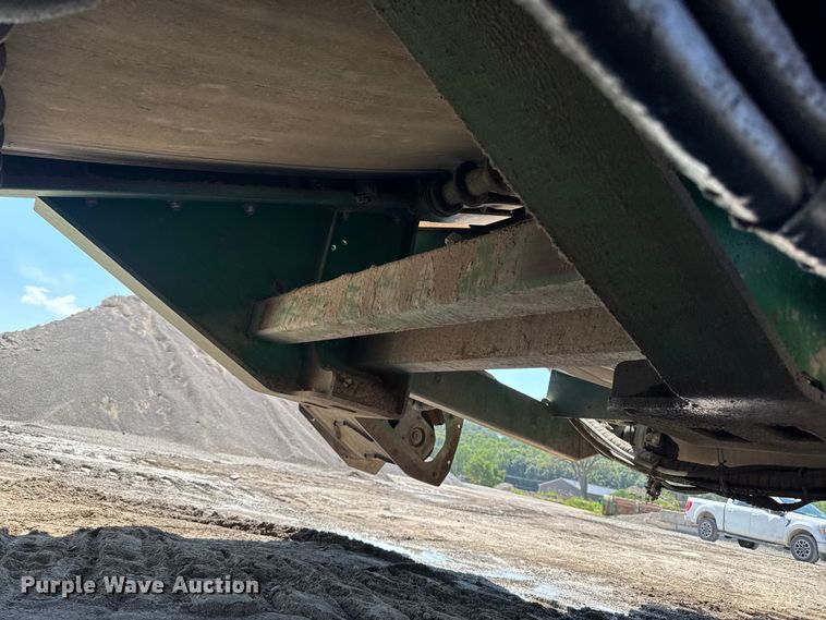 image for item FB5749 2016 McCloskey International 144R impact crusher