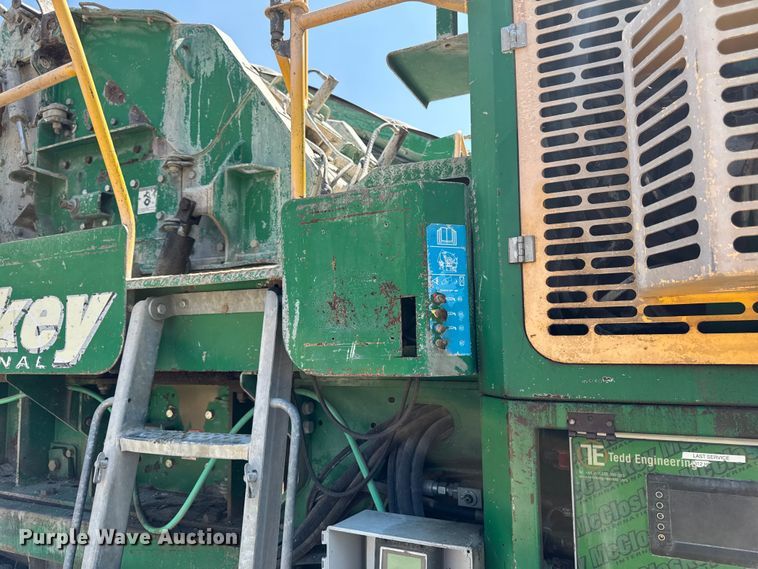 image for item FB5749 2016 McCloskey International 144R impact crusher