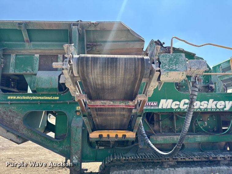 image for item FB5749 2016 McCloskey International 144R impact crusher