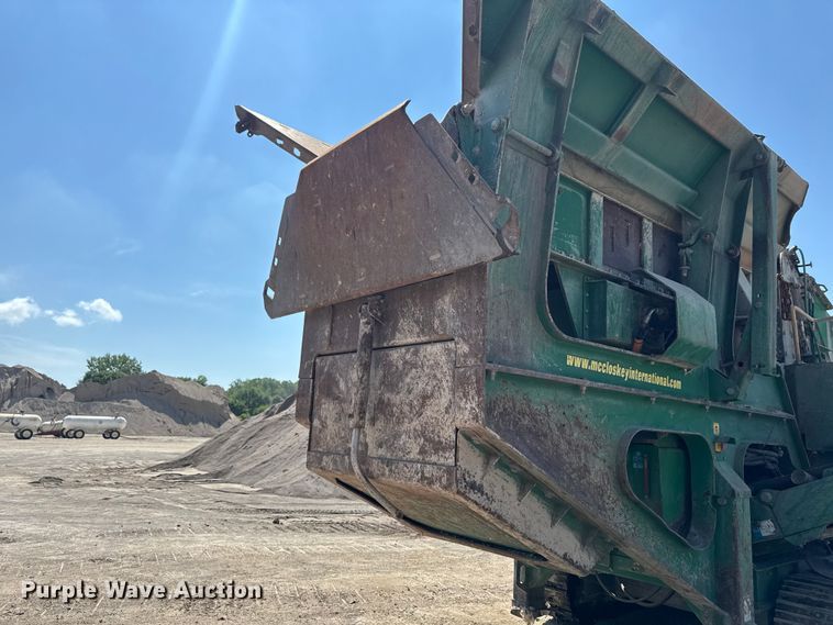 image for item FB5749 2016 McCloskey International 144R impact crusher