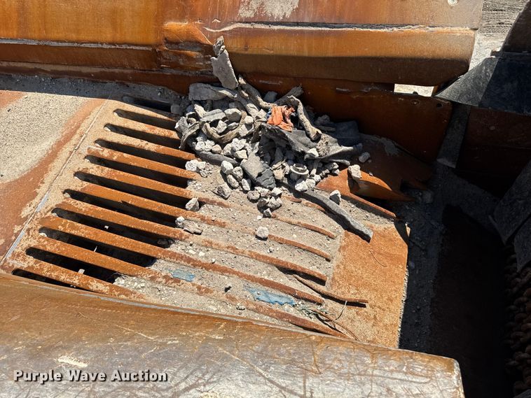 image for item FB5749 2016 McCloskey International 144R impact crusher