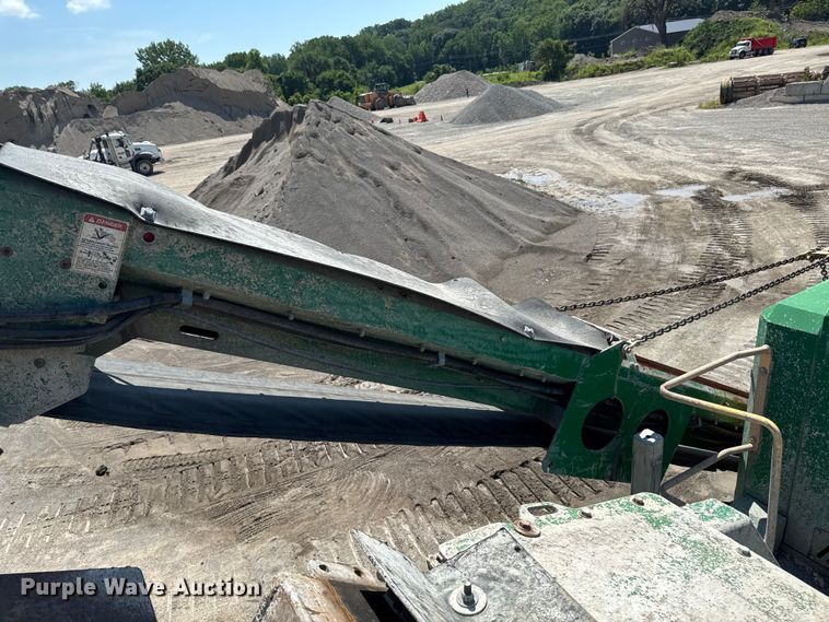 image for item FB5749 2016 McCloskey International 144R impact crusher