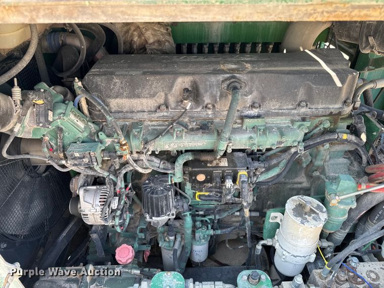 image for item FB5749 2016 McCloskey International 144R impact crusher