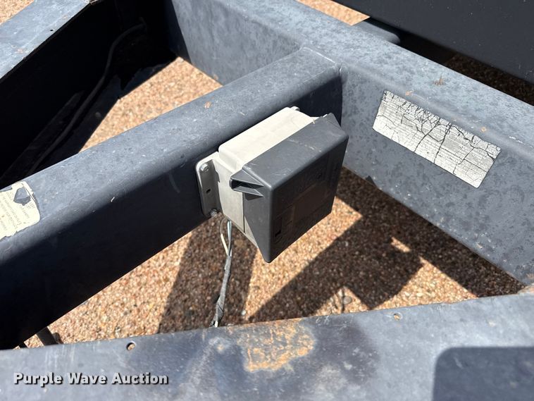 image for item FB6841 2002 Baldor TS175 generator