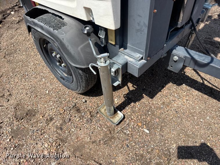 image for item FB6844 2016 Atlas Copco V4 light plant