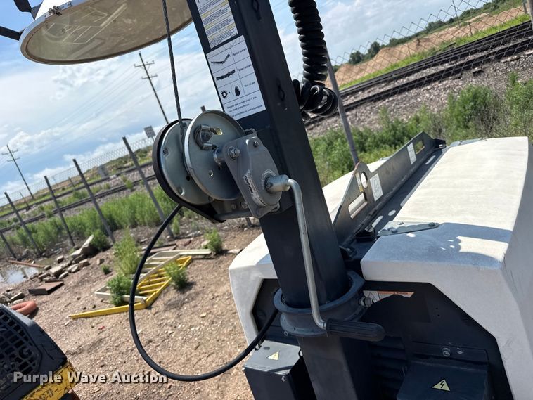 image for item FB6844 2016 Atlas Copco V4 light plant