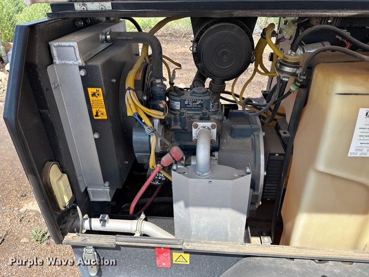 image for item FB6844 2016 Atlas Copco V4 light plant