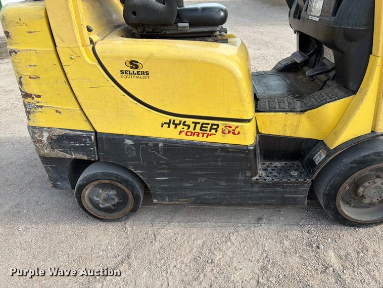 image for item FB7465 Hyster Fortis 60 S60FT forklift