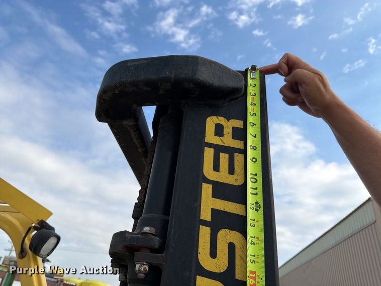 image for item FB7465 Hyster Fortis 60 S60FT forklift
