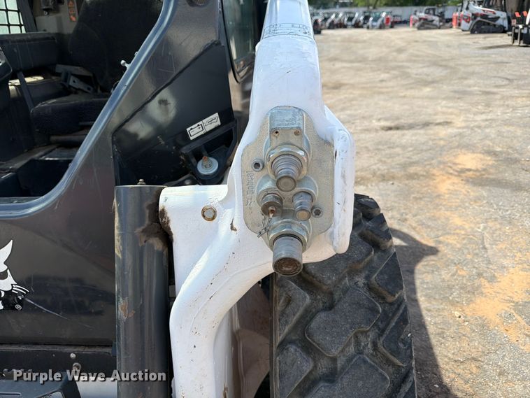 image for item FB8139 2022 Bobcat S66 skid steer loader