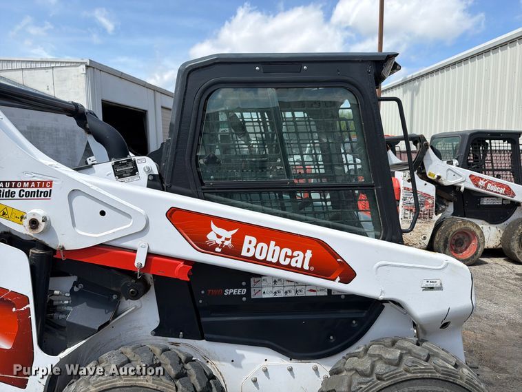 image for item FB8139 2022 Bobcat S66 skid steer loader