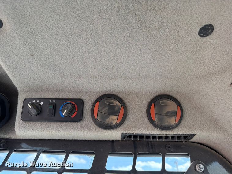 image for item FB8139 2022 Bobcat S66 skid steer loader