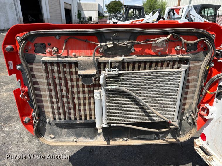 image for item FB8139 2022 Bobcat S66 skid steer loader