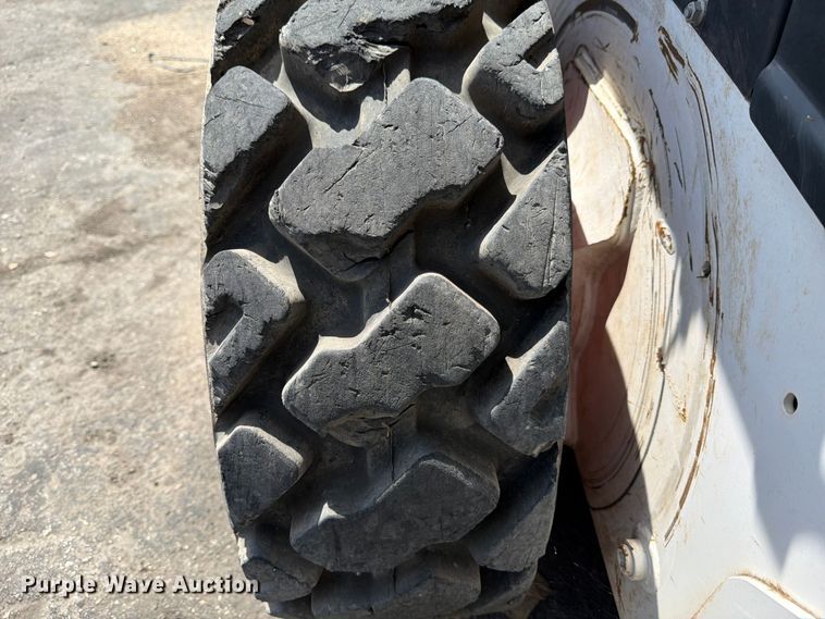 image for item FB8139 2022 Bobcat S66 skid steer loader