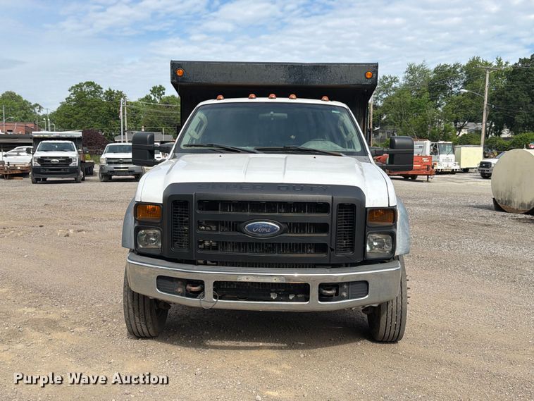 image for item FB8179 2008 Ford F550 Super Duty dump truck