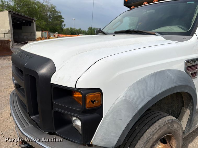 image for item FB8179 2008 Ford F550 Super Duty dump truck