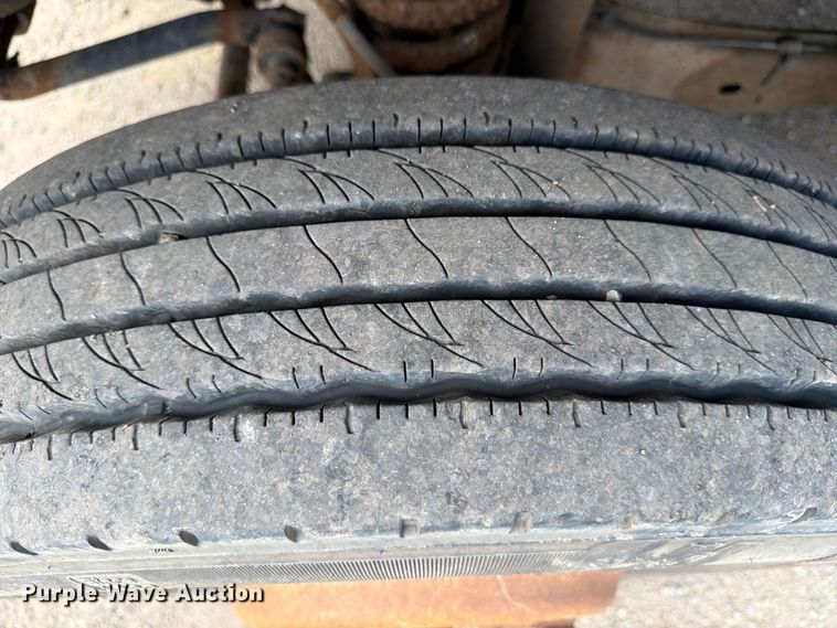 image for item FB8179 2008 Ford F550 Super Duty dump truck