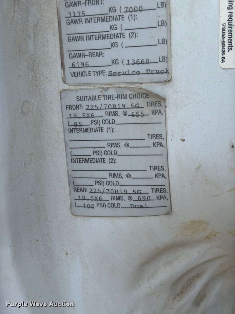 image for item FB8179 2008 Ford F550 Super Duty dump truck