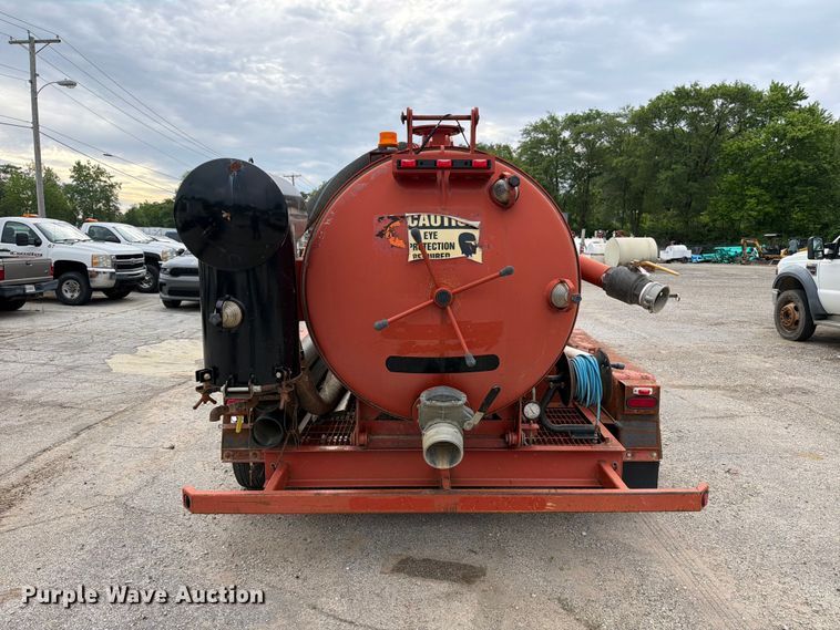 image for item FB8183 2009 Ditch Witch FX30 vacuum excavator